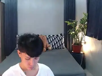 Chaturbate Live Sex Cam of urpinoyasianx