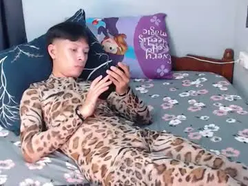 Chaturbate Free Porn Cam of urpinoyasianx