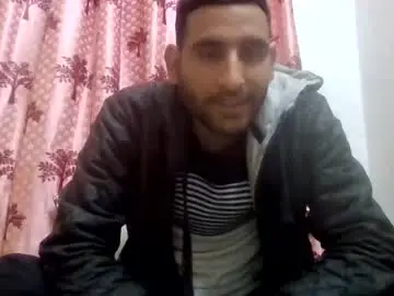 Chaturbate Live Sex Cam of bigcockboy2580