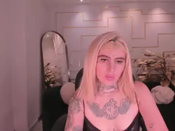 Chaturbate Free Porn Cam of carlabrunni_