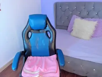 jhiinny_brownn from chaturbate