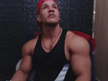 Chaturbate Nude Webcam of viktorherrera