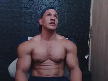 Chaturbate Watch Live Sex Cams of viktorherrera