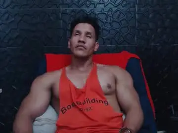 Chaturbate Live Porn of viktorherrera