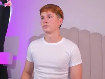 Chaturbate Watch Live Sex Cams of eragonbooy02