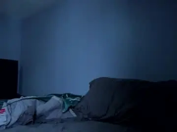 Chaturbate Live Sex Cam of jenovakitty