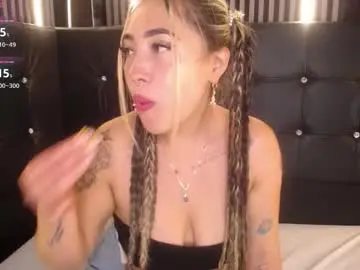 manuelaveelez from chaturbate