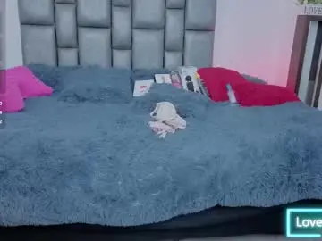 Chaturbate Adult Webcam of miarobertsmilf