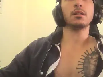 Chaturbate Live Sex Cam of alexopenmind21