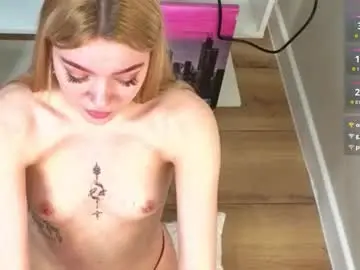 Chaturbate Watch Live Sex Cams of arlettebrougham