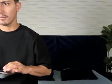 Chaturbate Best live sex cam show of kamal_wolff