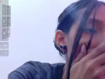 Chaturbate Sex Chat of skinnyneighbour_