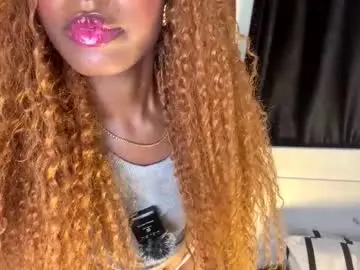 Chaturbate Watch Live Sex Cams of dolldol18