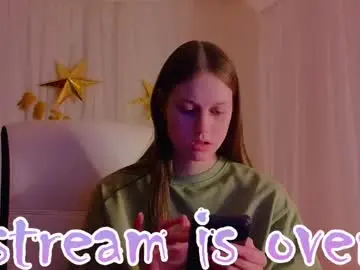 mol1y_kitten from chaturbate