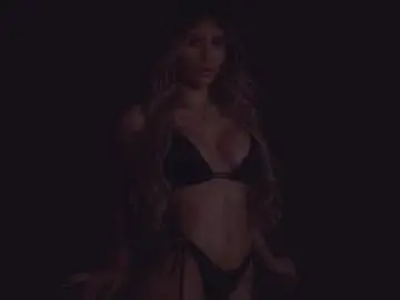 Chaturbate Live Porn of abril_w18