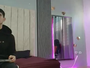 Chaturbate Best live sex cam show of andres_stud