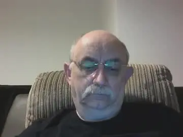 Chaturbate Live Sex Cam of grey_dom