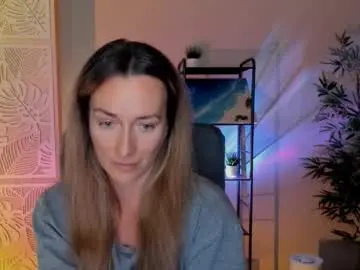 Chaturbate Nude Webcam of save_the_qween