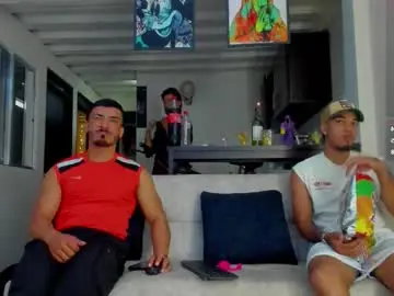 Chaturbate Free Porn Cam of straight__friends