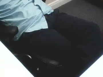 Chaturbate Sex Cam of gardensman_561