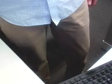 Chaturbate Live Porn of gardensman_561