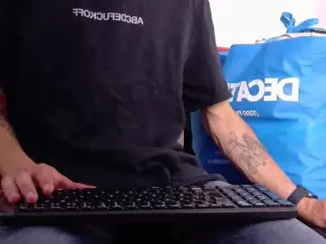 Chaturbate Nude Webcam of jake_magnuss