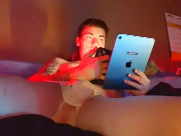 Chaturbate Sex Chat of kinksss4all