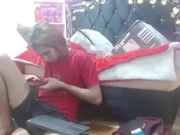 Chaturbate Live Sex Cam of andresdark_07