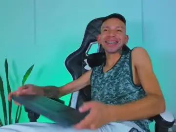 Chaturbate Free Porn Cam of jhors_silv