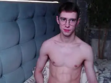 Chaturbate Live Sex Cam of alfie_evanss