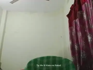 Chaturbate Live Sex Cam of birbikrom104