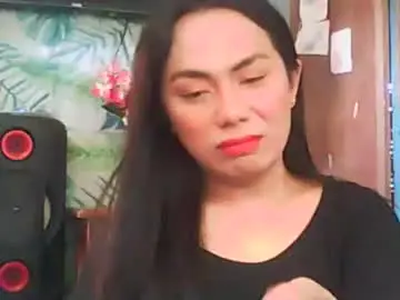 Chaturbate Live Sex Cam of xqueen_beatricex