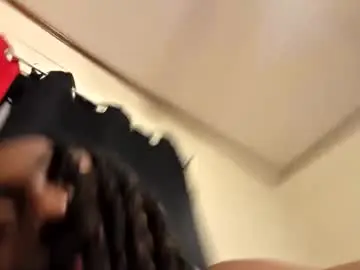 Chaturbate Best live sex cam show of glomightyj