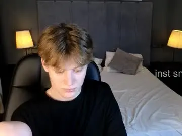 Chaturbate Watch Live Sex Cams of louie_evans