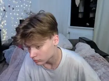 Chaturbate Free Live Porn of louie_evans