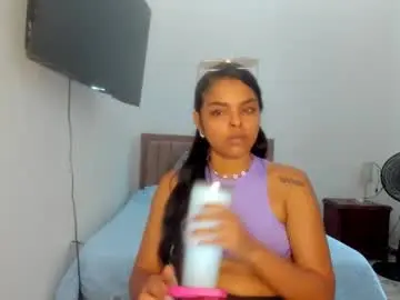 Chaturbate Live Sex of sofiacandy17