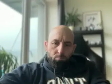 Chaturbate Free Porn Cam of tommyx01