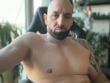 Chaturbate Nude Webcam of tommyx01