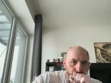 Chaturbate Watch Live Sex Cams of tommyx01