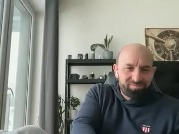 Chaturbate Live Porn of tommyx01