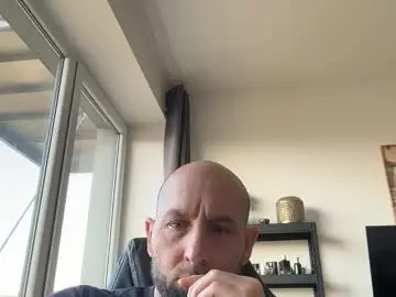 Chaturbate Live Porn of tommyx01