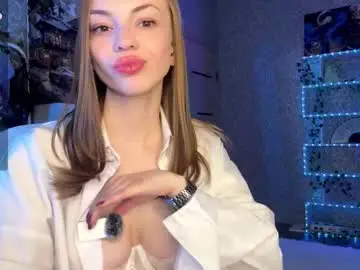 Chaturbate Live Porn of berry_buns