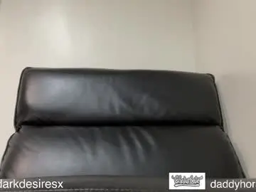 Chaturbate Live Sex of daddyhorsecock99