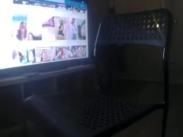 Chaturbate Adult Webcams of huguit026