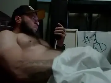 Chaturbate Free Live Porn of number1dad_