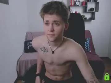 Chaturbate Live Sex Cam of tomas_norton