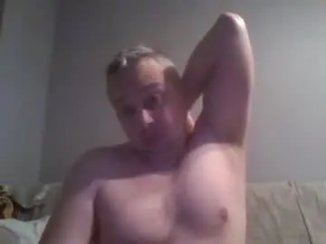 Chaturbate Live Sex Cam of daniel0028