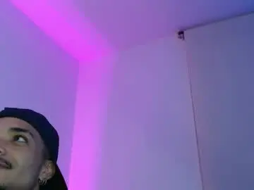 eros_chipre from chaturbate