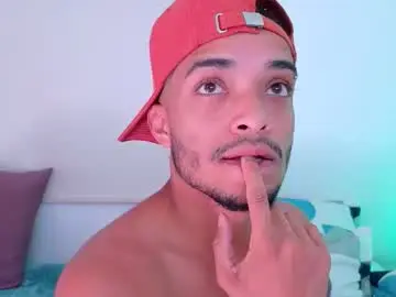 eros_chipre from chaturbate