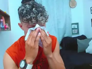 Chaturbate Free Live Porn of lucas_luxx1